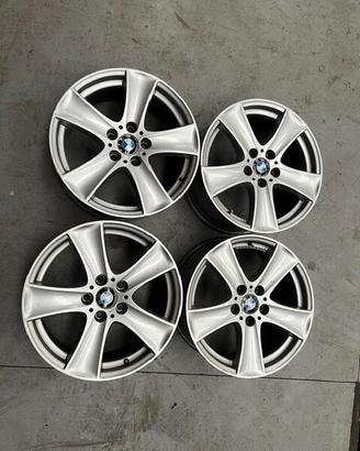 4 cerchi usati 18 pollici originali BMW X5 vecchio