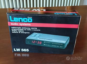 Radiosveglia elettronica AM/FM marca Lenco