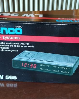 Radiosveglia elettronica AM/FM marca Lenco