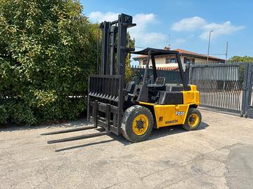 S127 - Muletto 35 q gomme alte Komatsu