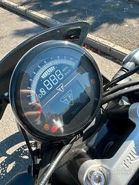 Triumph Trident 660