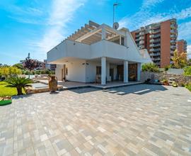 BARI-via michele quintavalle-350mq-piscina-