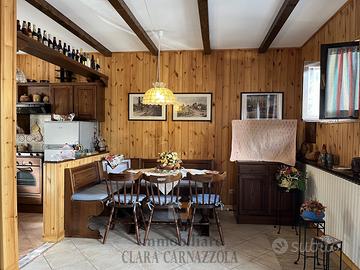 Ampio appartamento in posizione panoramica