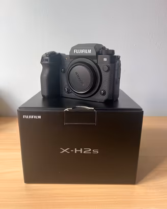 Fujifilm X-H2S