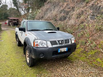 Nissan Navara D22 2.5 Td