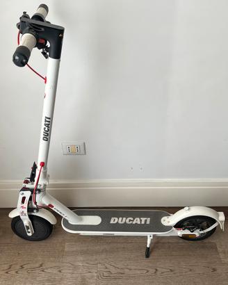 Monopattino elettrico Ducati Pro-I Evo