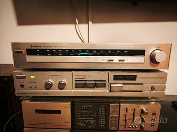 🎵 amplificatore e radio Hitachi anni 80