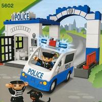 Caserma della polizia LEGO Duplo 5602