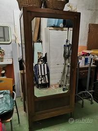 Armadio antico una anta con specchio Noce massello