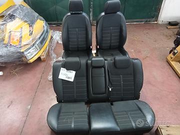 sedili Ford Kuga anno 2012