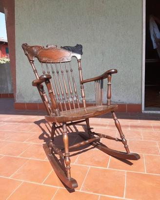 Sedia a dondolo vintage stile Windsor