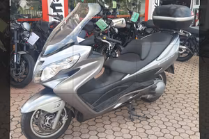 Suzuki Burgman 400