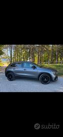 Mercedes benz GLA 18d automatic premium