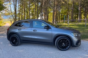 Mercedes benz GLA 18d automatic premium