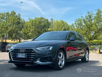 Audi A4 30 TDI/136 CV S tronic Business Advanced