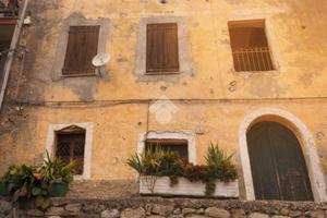 2 LOCALI A VENTIMIGLIA