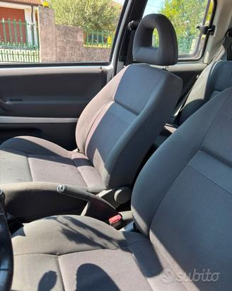 Volkswagen Lupo 1.4 benzina del 2001