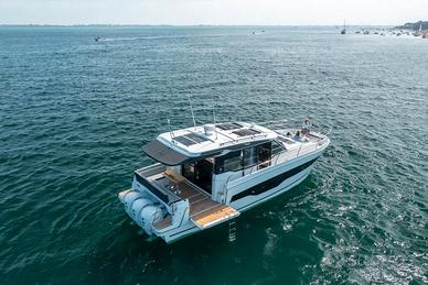 NEW Jeanneau Merry Fisher 1295 Coupe S2