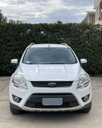 FORD KUGA 2.0 TITANIUM