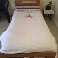 Cameretta letto cassettiera armadio specchio