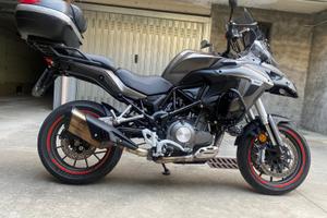 Benelli TRK stradale