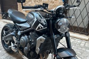 Triumph Trident 660
