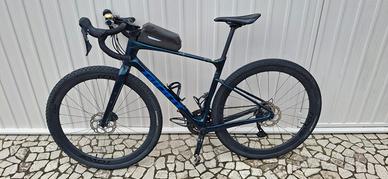 Bici gravel Giant Revolt Advanced 2 Taglia M