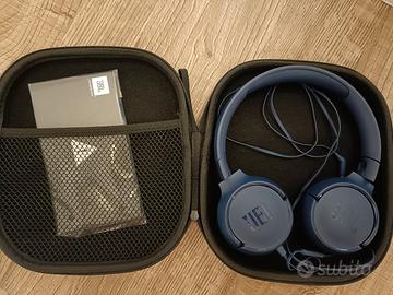 Cuffie JBL+ custodia cowin