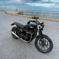 Triumph street twin 900
