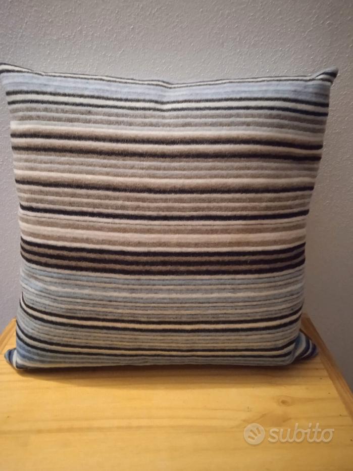 MISSONI COPRICUSCINO 60X60 COTONE REPPS BALBIANELL usati per 80 EUR su  Trino su WALLAPOP