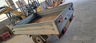 rimorchio per trasporto di cose