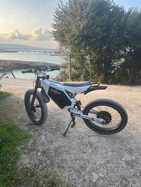 Stealth Bomber 3000W