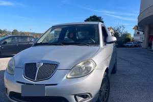 Lancia Ypsilon 1.4 Ecochic GPL