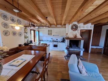 LUMINOSO APPARTAMENTO IN DUPLEX