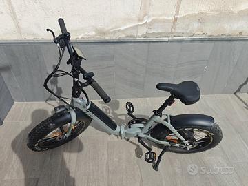 Bici elettrica Smartway m3 - come nuova