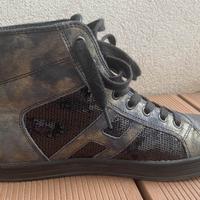 Hogan donna "Rebel" numero 39