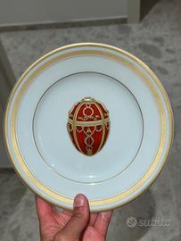 Piatto in porcellana uovo di Fabergé