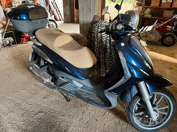Piaggio Beverly 125 Tourer - 2009