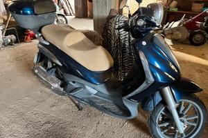 Piaggio Beverly 125 Tourer - 2009