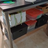 Tavolo da lavoro o cucina ikea