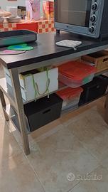 Tavolo da lavoro o cucina ikea