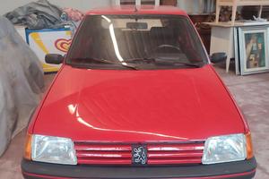 Peugeot 205 GTI 1.9