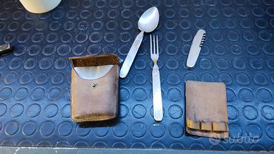 set di posate da campo