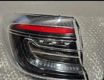 Fanalini posteriori per Renault Clio V