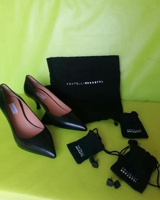 Décolleté nero tacco 5 cm in vera pelle
