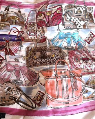 Guess Foulard Donna misura 49x49