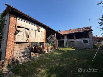CASA INDIPENDENTE A NOVE