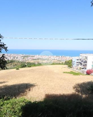 3 LOCALI A TORTORETO