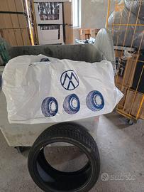 4 Pneumatici Dunlup Winter Sport 5 245 40 R19 98V