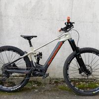 Mondraker Crafty e-MTB Bosch CX